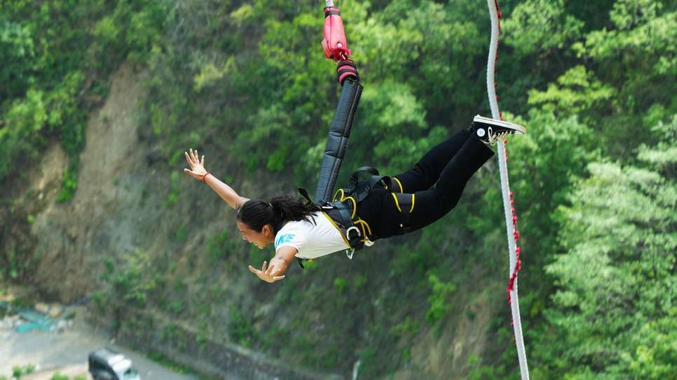 Valley Rope Jump — photo 3